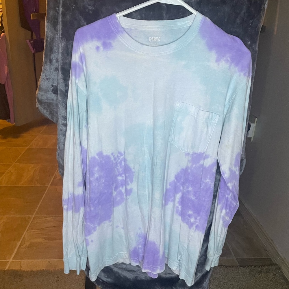 SMALL | Victoria’s Secret | Lavender + Blue Tie Dye | Long Sleeve Shirt